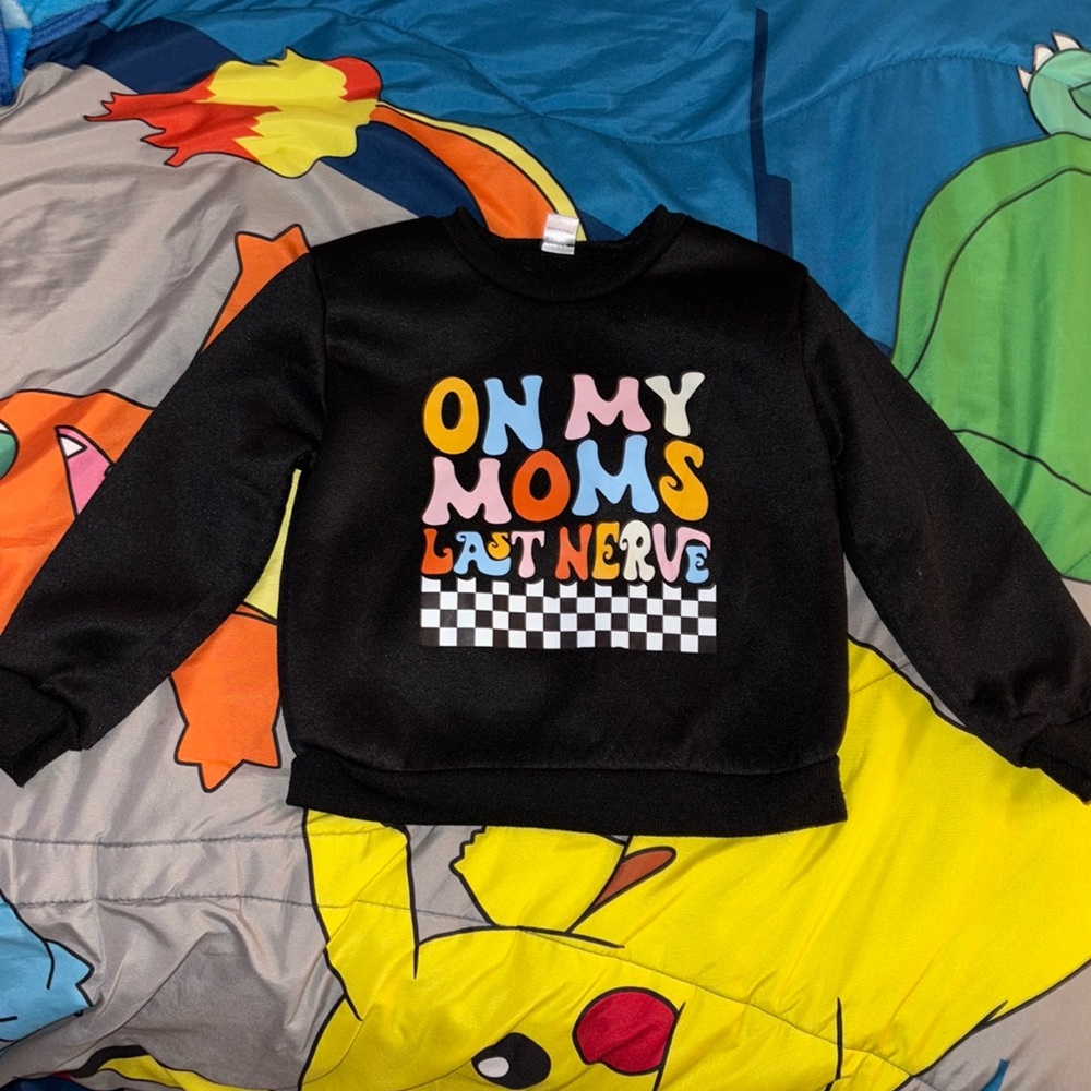 “On my moms last nerve” Unisex pullover sweater